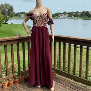 Soieblu Burgundy Taupe Sparkly Embroidered Beaded Off Shoulder Flowy Dress Sz S